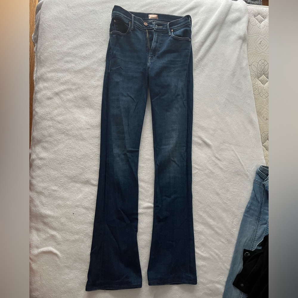 MOTHER Denim Runaway Dark Wash Blue Jeans Size 26